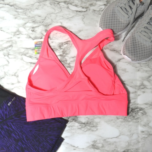 Victoria's Secret PINK Ultimate Sports Bra - Picture 2 of 2